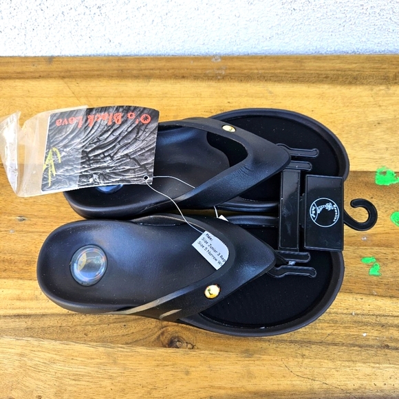 Hawaiian Jellys Shoes - Hawaiian Jellys Ultra Comfort O'o Black Lava Unisex  Sandals Women's Size 7